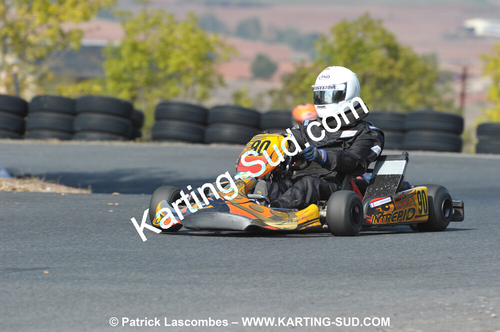 03/10/2010 : 4ème manche du Championnat du Sud 2010 à Belmont sur Rance (photos Patrick Lascombes) 2010 — karting