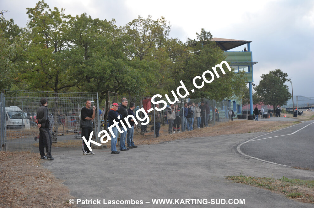 03/10/2010 : 4ème manche du Championnat du Sud 2010 à Belmont sur Rance (photos Patrick Lascombes) 2010 — karting