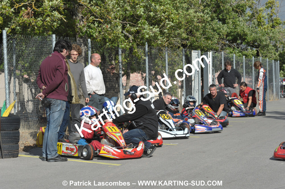 03/10/2010 : 4ème manche du Championnat du Sud 2010 à Belmont sur Rance (photos Patrick Lascombes) 2010 — karting
