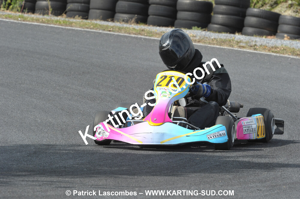 03/10/2010 : 4ème manche du Championnat du Sud 2010 à Belmont sur Rance (photos Patrick Lascombes) 2010 — karting