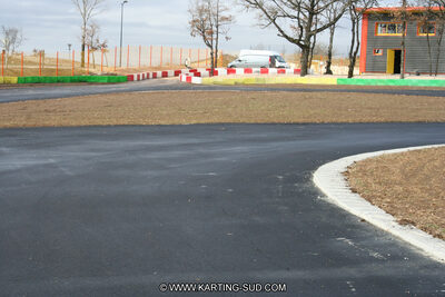 15/02/2011 : Photos du circuit de Cahors (travaux en cours) 2011 — karting
