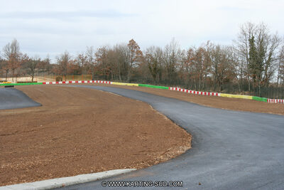 15/02/2011 : Photos du circuit de Cahors (travaux en cours) 2011 — karting