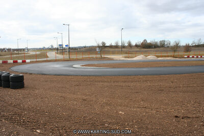 15/02/2011 : Photos du circuit de Cahors (travaux en cours) 2011 — karting