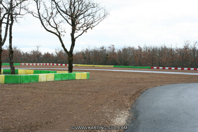 15/02/2011 : Photos du circuit de Cahors (travaux en cours) 2011 — karting