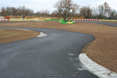 15/02/2011 : Photos du circuit de Cahors (travaux en cours) 2011 — karting