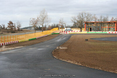 15/02/2011 : Photos du circuit de Cahors (travaux en cours) 2011 — karting