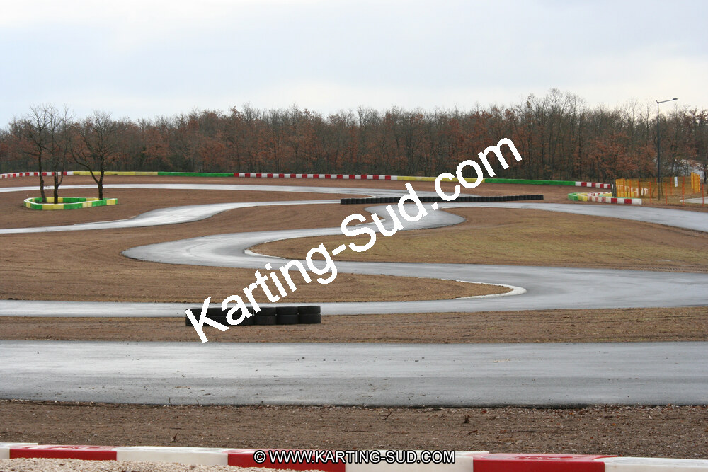 15/02/2011 : Photos du circuit de Cahors (travaux en cours) 2011 — karting
