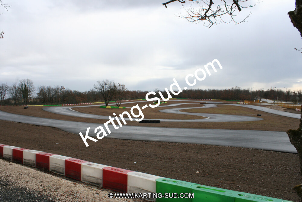 15/02/2011 : Photos du circuit de Cahors (travaux en cours) 2011 — karting