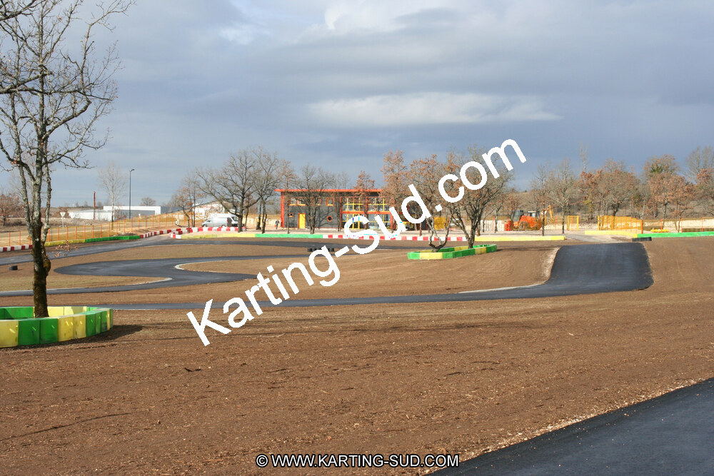 15/02/2011 : Photos du circuit de Cahors (travaux en cours) 2011 — karting