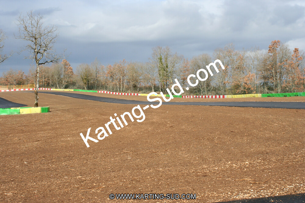 15/02/2011 : Photos du circuit de Cahors (travaux en cours) 2011 — karting