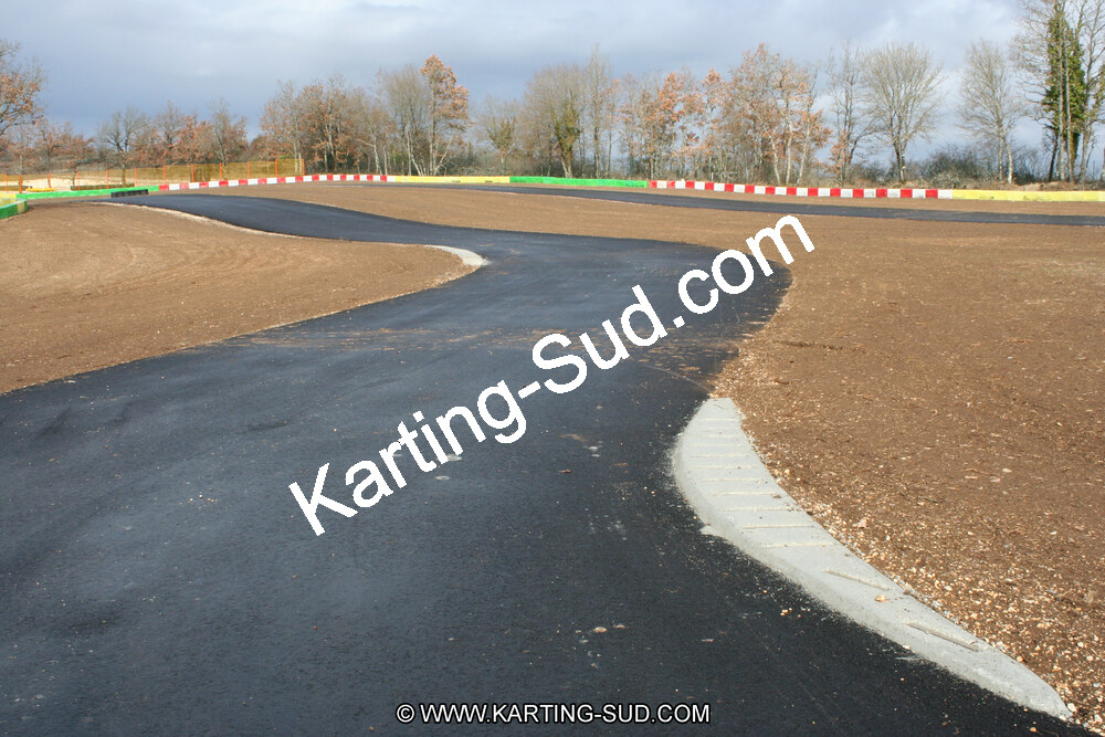 15/02/2011 : Photos du circuit de Cahors (travaux en cours) 2011 — karting