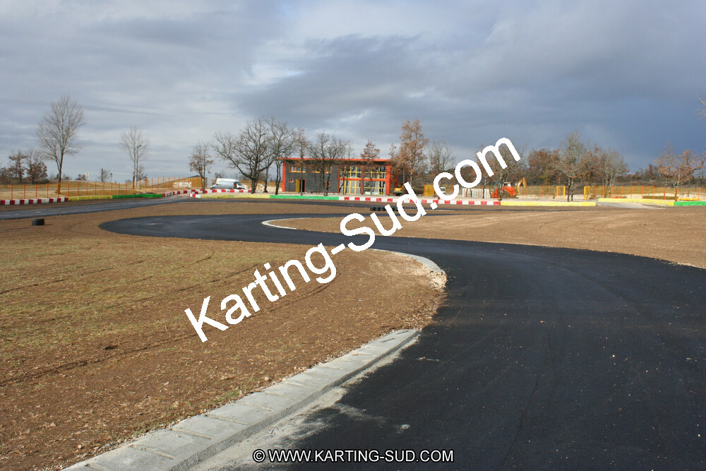 15/02/2011 : Photos du circuit de Cahors (travaux en cours) 2011 — karting