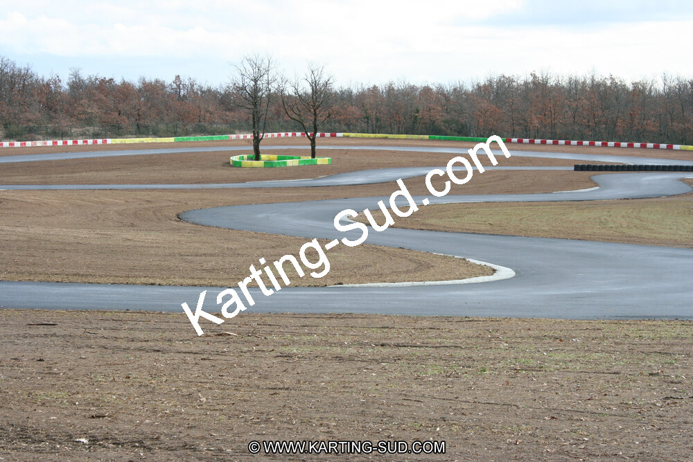 15/02/2011 : Photos du circuit de Cahors (travaux en cours) 2011 — karting