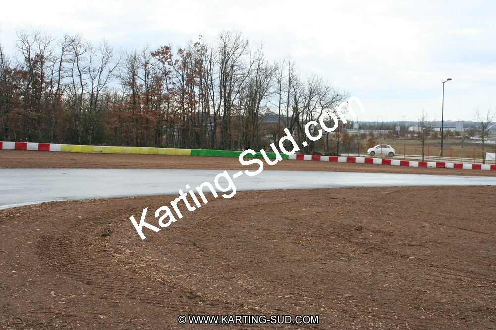 15/02/2011 : Photos du circuit de Cahors (travaux en cours) 2011 — karting
