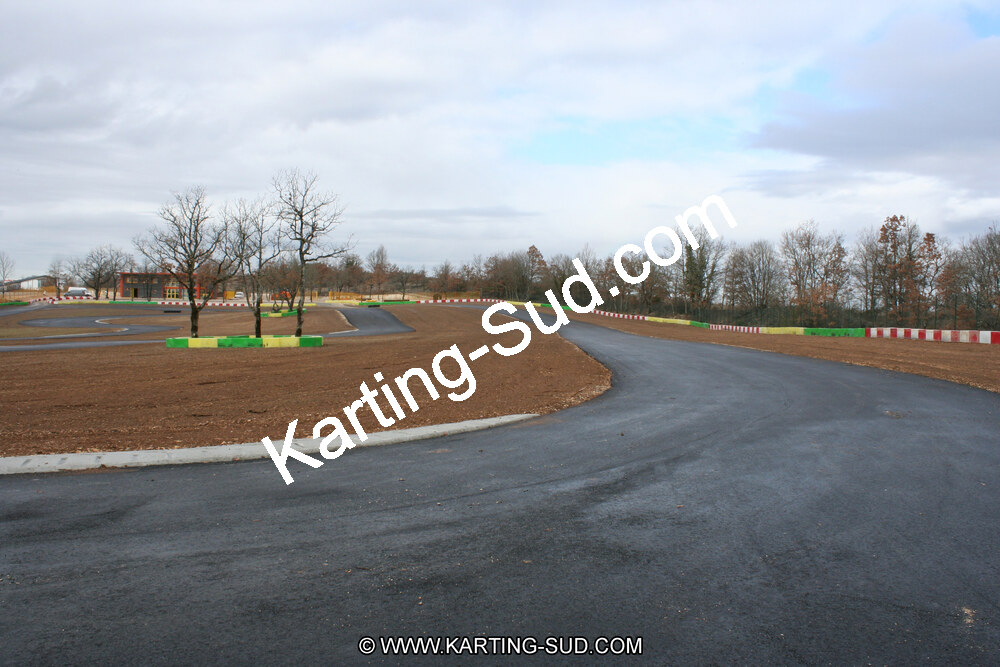 15/02/2011 : Photos du circuit de Cahors (travaux en cours) 2011 — karting