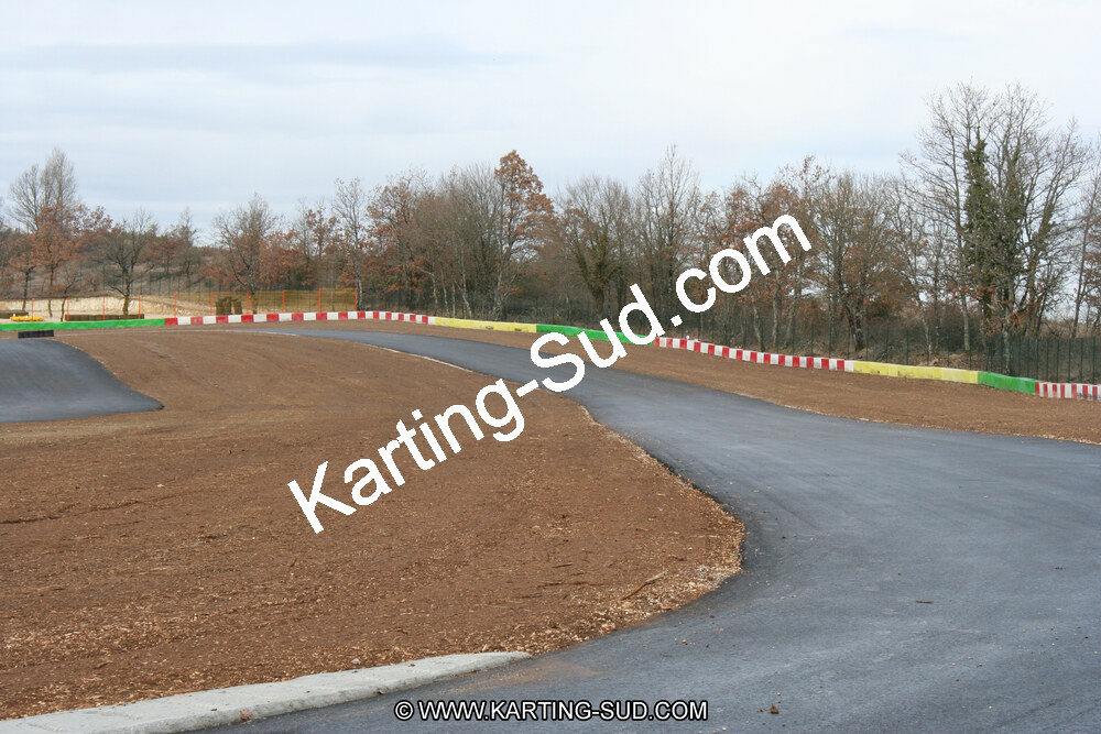 15/02/2011 : Photos du circuit de Cahors (travaux en cours) 2011 — karting