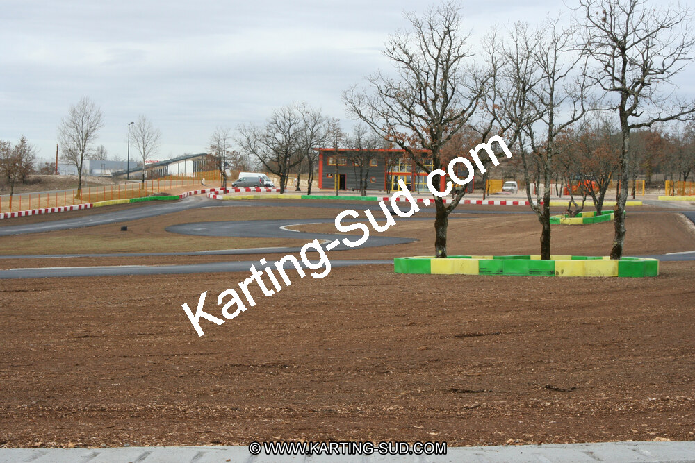 15/02/2011 : Photos du circuit de Cahors (travaux en cours) 2011 — karting