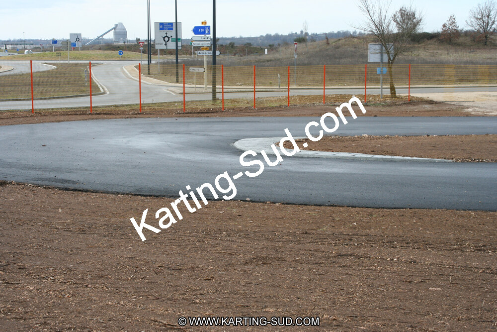 15/02/2011 : Photos du circuit de Cahors (travaux en cours) 2011 — karting