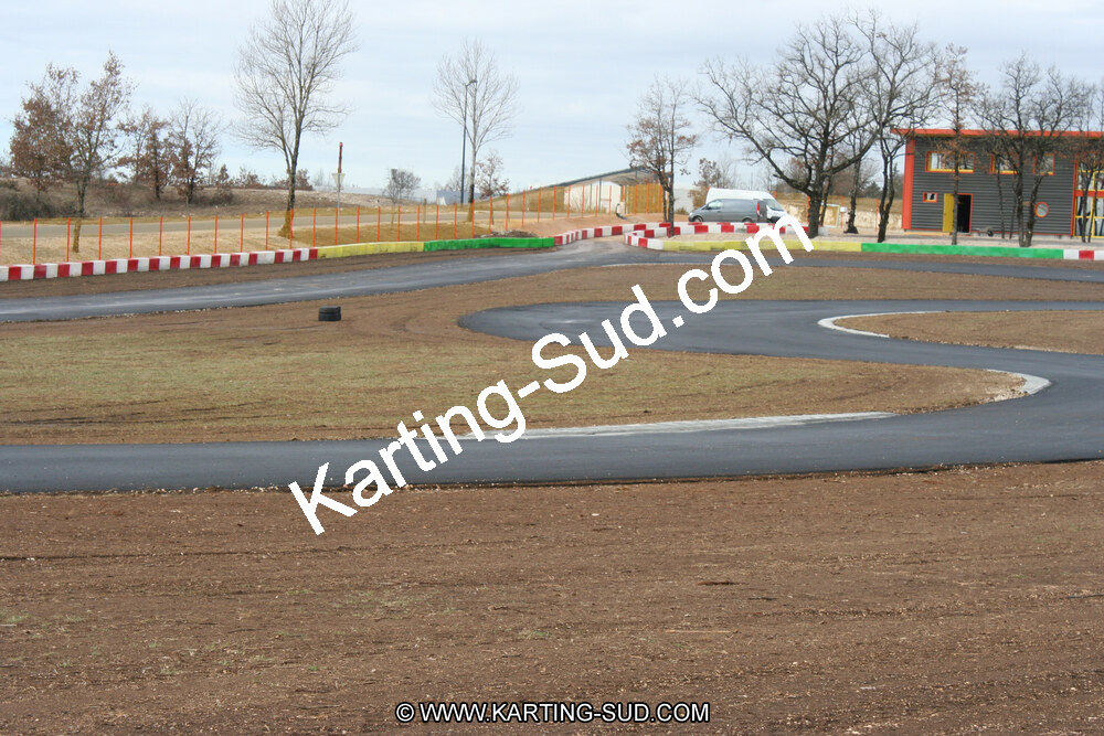 15/02/2011 : Photos du circuit de Cahors (travaux en cours) 2011 — karting