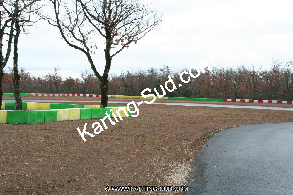 15/02/2011 : Photos du circuit de Cahors (travaux en cours) 2011 — karting