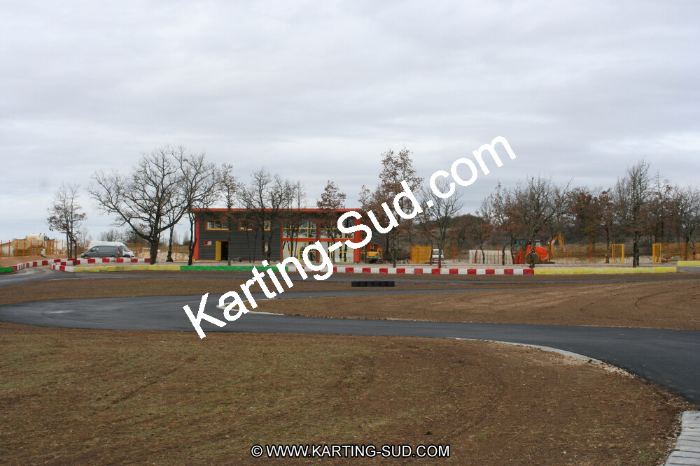 15/02/2011 : Photos du circuit de Cahors (travaux en cours) 2011 — karting