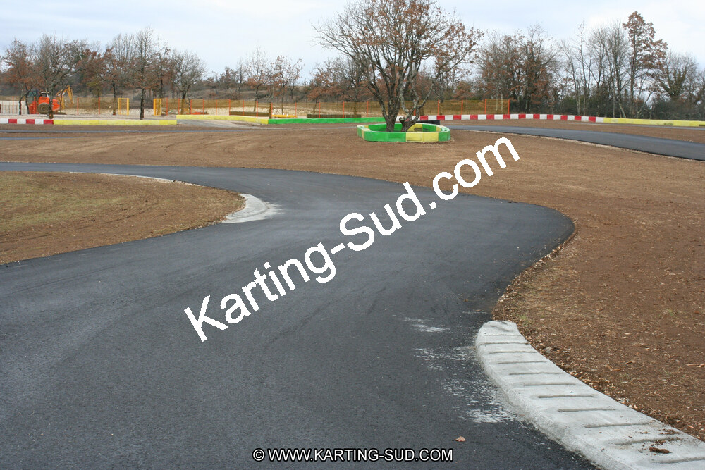 15/02/2011 : Photos du circuit de Cahors (travaux en cours) 2011 — karting