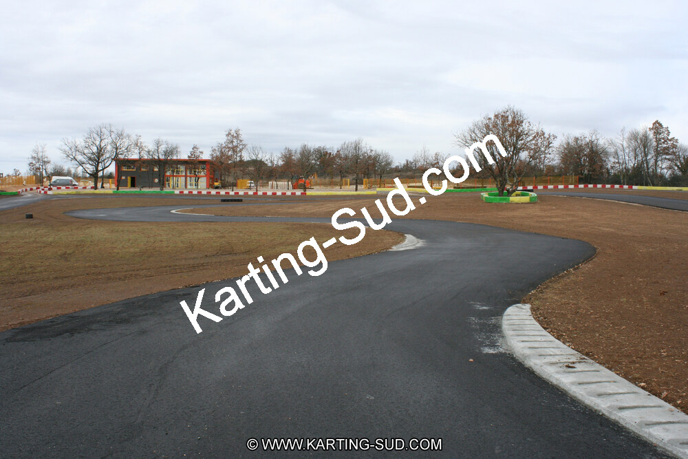 15/02/2011 : Photos du circuit de Cahors (travaux en cours) 2011 — karting