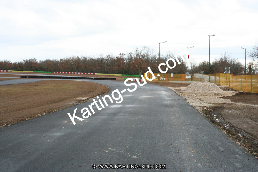 15/02/2011 : Photos du circuit de Cahors (travaux en cours) 2011 — karting