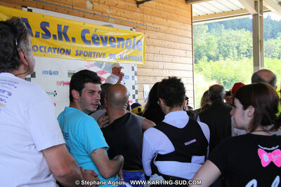 01/05/2011 : 3ème manche du Championnat du Sud à Alès (Photos Stéphane Agnus) 2011 — karting