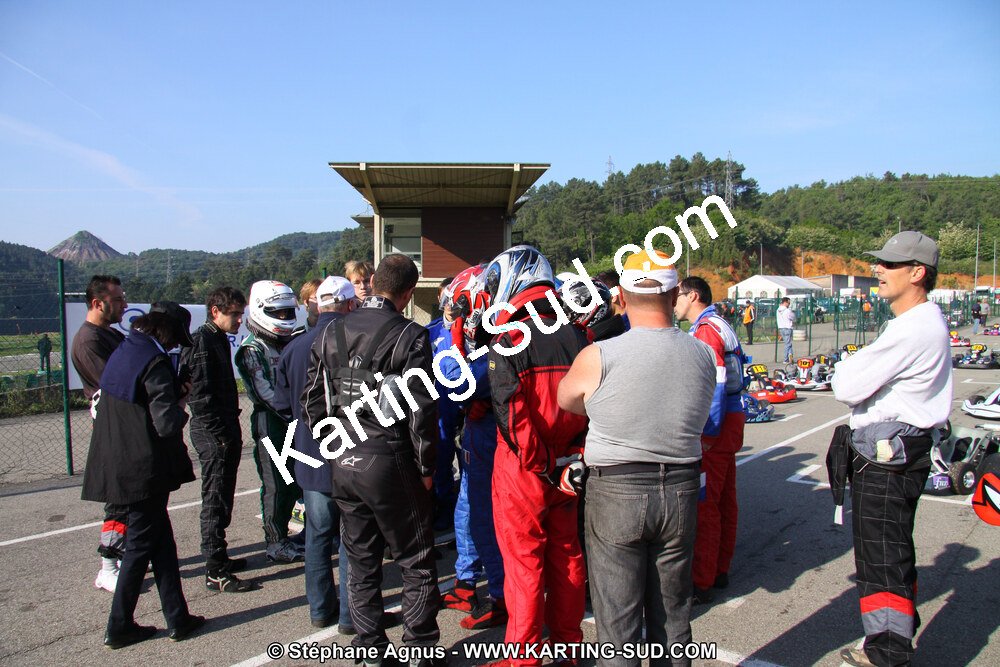 01/05/2011 : 3ème manche du Championnat du Sud à Alès (Photos Stéphane Agnus) 2011 — karting