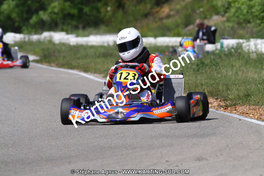 01/05/2011 : 3ème manche du Championnat du Sud à Alès (Photos Stéphane Agnus) 2011 — karting