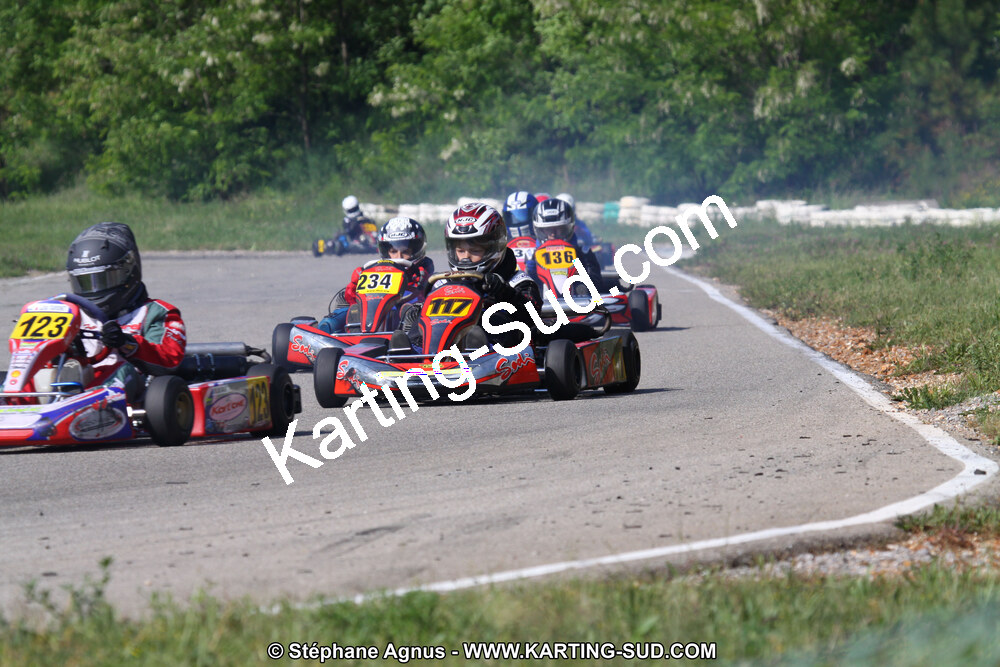 01/05/2011 : 3ème manche du Championnat du Sud à Alès (Photos Stéphane Agnus) 2011 — karting