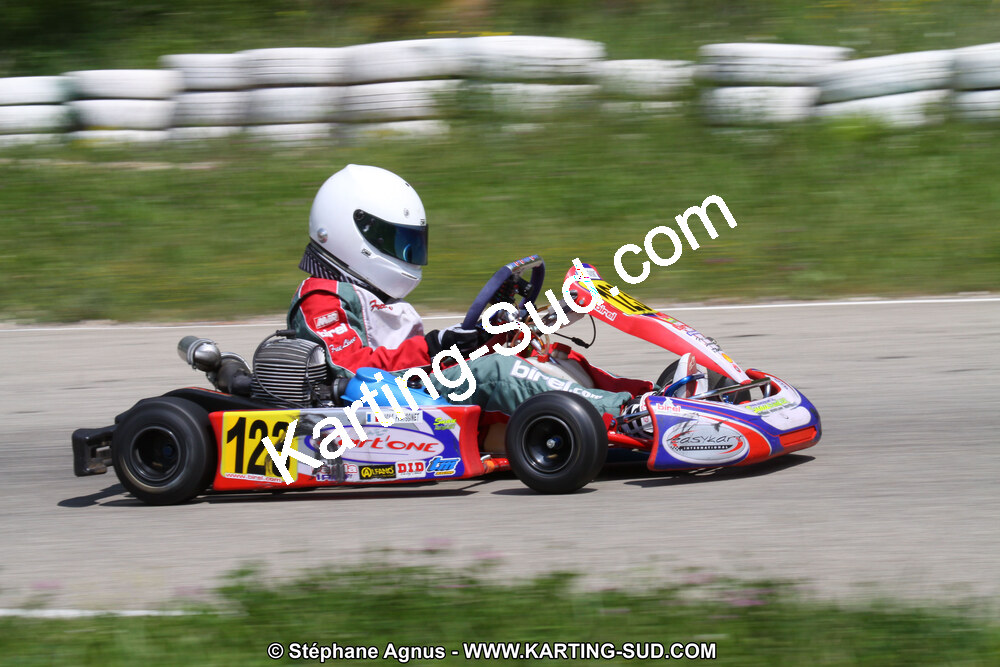 01/05/2011 : 3ème manche du Championnat du Sud à Alès (Photos Stéphane Agnus) 2011 — karting