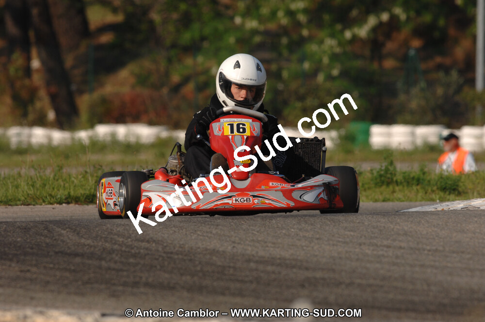 01/05/2011 : 3ème manche du Championnat du Sud à Alès (Photos Antoine Camblor) 2011 — karting
