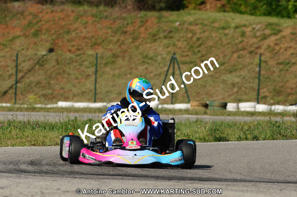 01/05/2011 : 3ème manche du Championnat du Sud à Alès (Photos Antoine Camblor) 2011 — karting