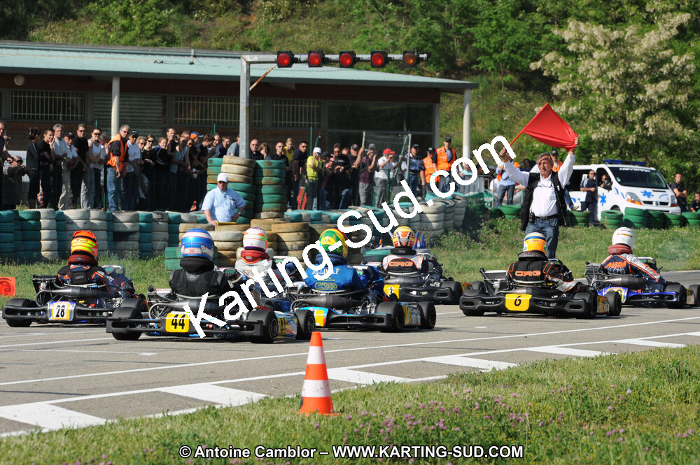 01/05/2011 : 3ème manche du Championnat du Sud à Alès (Photos Antoine Camblor) 2011 — karting