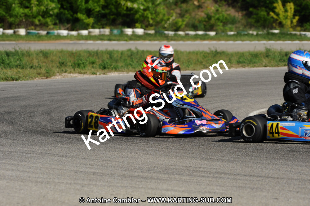 01/05/2011 : 3ème manche du Championnat du Sud à Alès (Photos Antoine Camblor) 2011 — karting