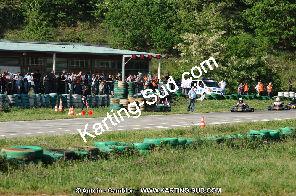 01/05/2011 : 3ème manche du Championnat du Sud à Alès (Photos Antoine Camblor) 2011 — karting