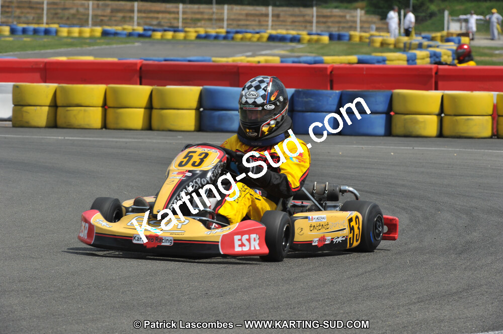 DSC_8996 (2).JPG
