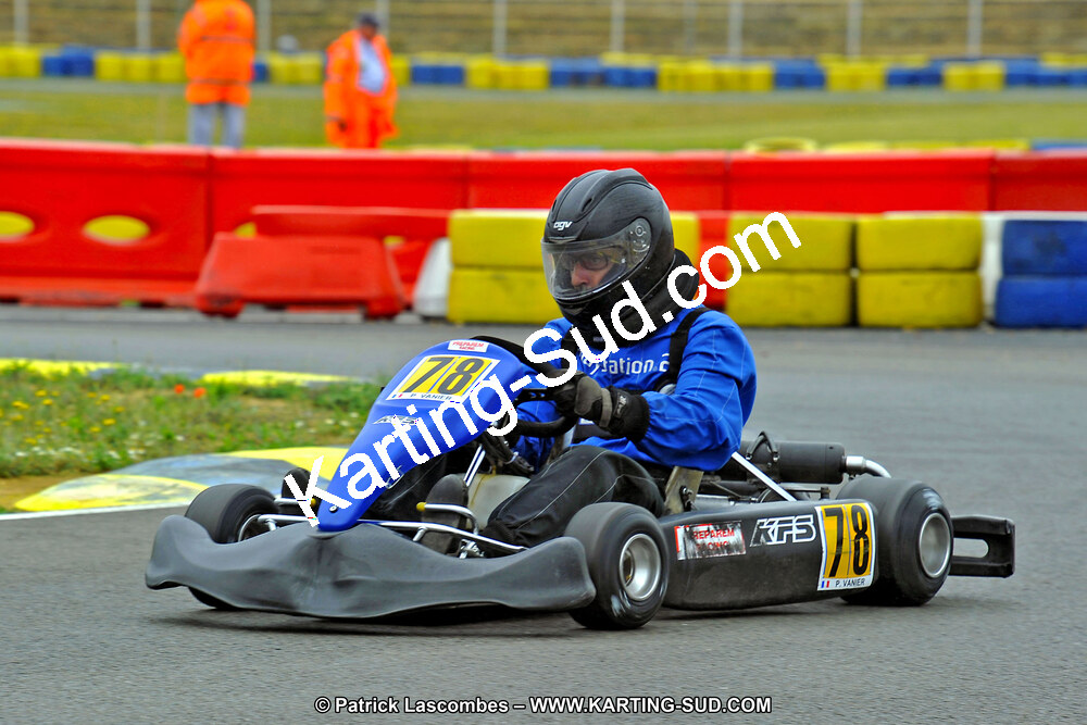 16 & 17/07/2011 : Défi France 2011 à Le Mans (Photos Patrick Lascombes) 2011 — karting