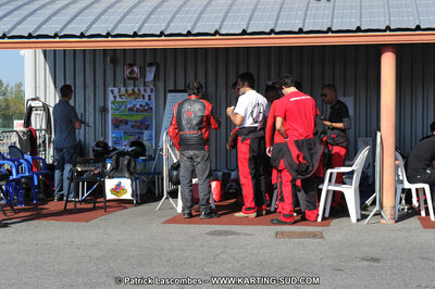 01 & 02/10/2011 : 24H Karting à Muret (Photos Stéphane Agnus – Yan Ching Agnus – Patrick Lascombes) 2011 — karting