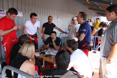 01 & 02/10/2011 : 24H Karting à Muret (Photos Stéphane Agnus – Yan Ching Agnus – Patrick Lascombes) 2011 — karting