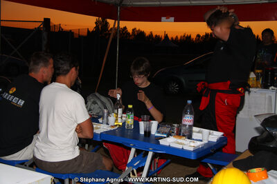 01 & 02/10/2011 : 24H Karting à Muret (Photos Stéphane Agnus – Yan Ching Agnus – Patrick Lascombes) 2011 — karting