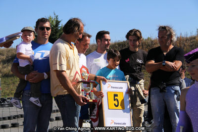 01 & 02/10/2011 : 24H Karting à Muret (Photos Stéphane Agnus – Yan Ching Agnus – Patrick Lascombes) 2011 — karting