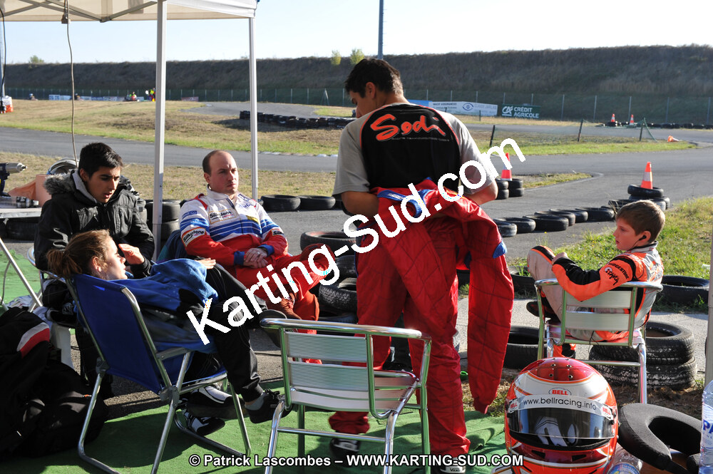 01 & 02/10/2011 : 24H Karting à Muret (Photos Stéphane Agnus – Yan Ching Agnus – Patrick Lascombes) 2011 — karting