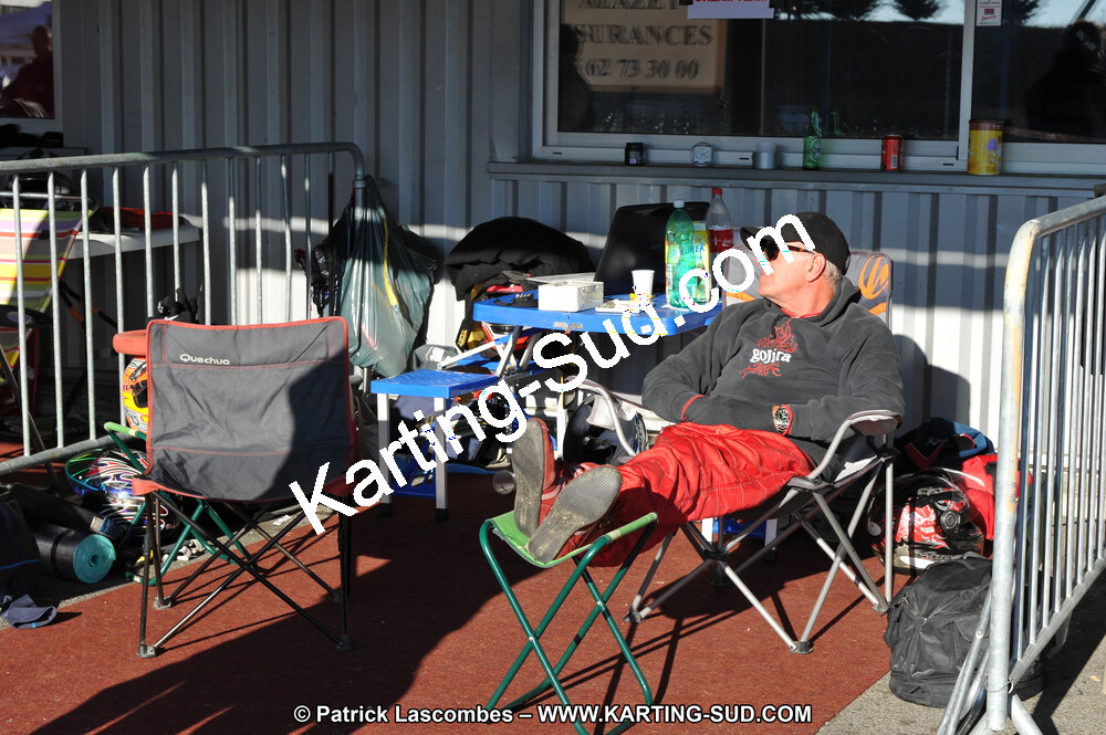 01 & 02/10/2011 : 24H Karting à Muret (Photos Stéphane Agnus – Yan Ching Agnus – Patrick Lascombes) 2011 — karting