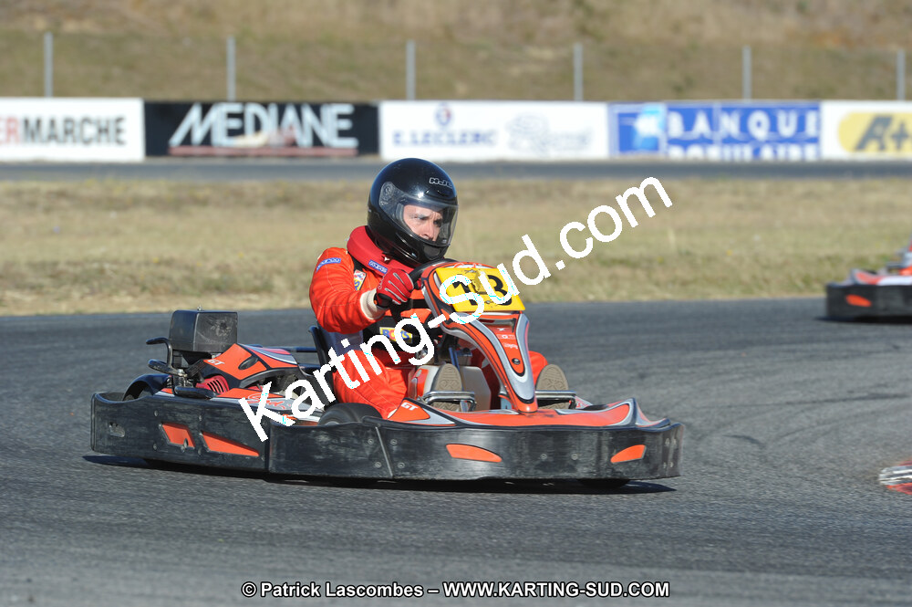 01 & 02/10/2011 : 24H Karting à Muret (Photos Stéphane Agnus – Yan Ching Agnus – Patrick Lascombes) 2011 — karting