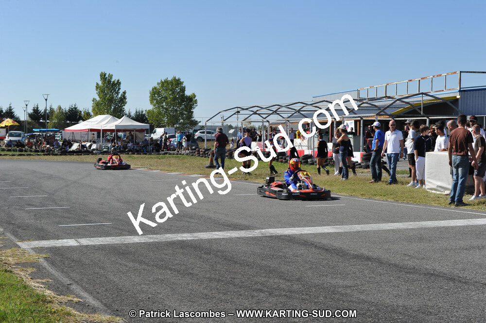 01 & 02/10/2011 : 24H Karting à Muret (Photos Stéphane Agnus – Yan Ching Agnus – Patrick Lascombes) 2011 — karting