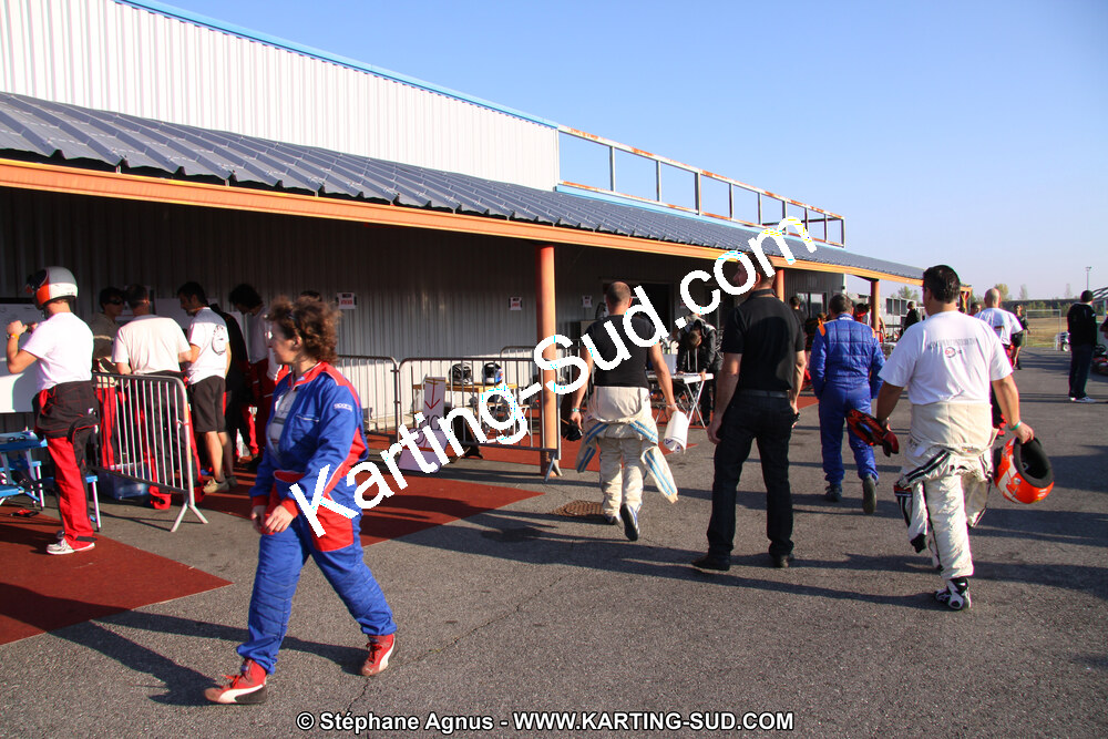 01 & 02/10/2011 : 24H Karting à Muret (Photos Stéphane Agnus – Yan Ching Agnus – Patrick Lascombes) 2011 — karting
