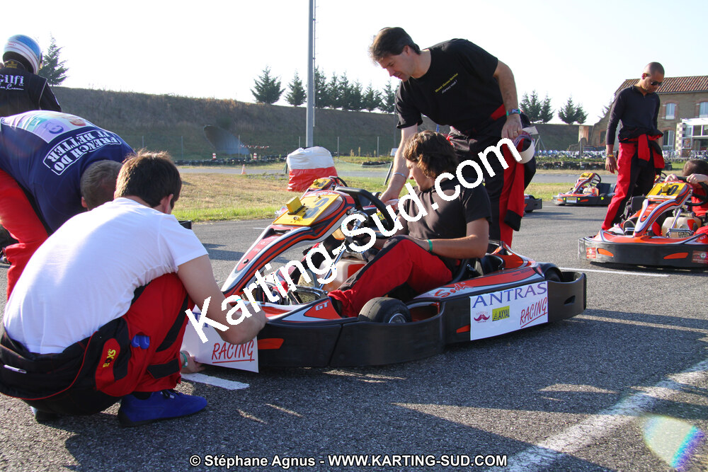 01 & 02/10/2011 : 24H Karting à Muret (Photos Stéphane Agnus – Yan Ching Agnus – Patrick Lascombes) 2011 — karting